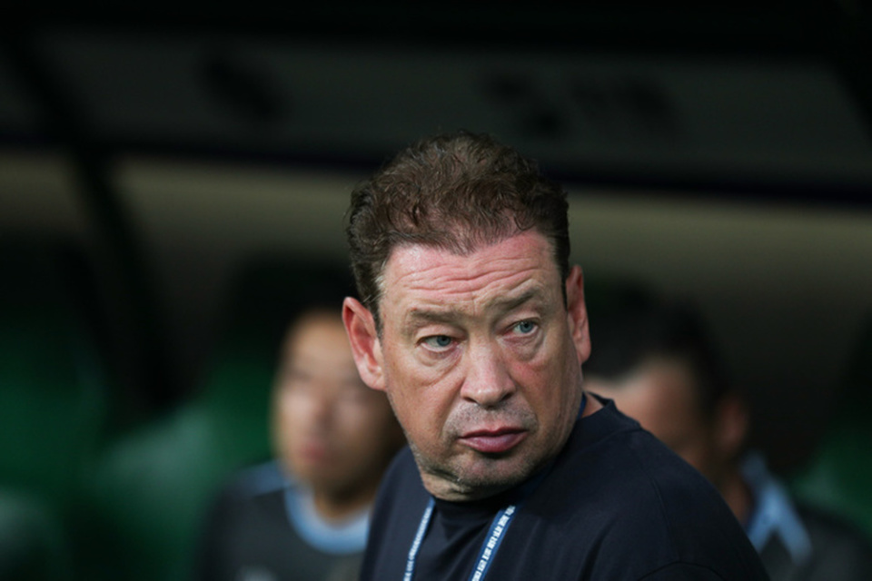 始就一骑绝, 战平成都蓉 始就一骑绝, 战平成都蓉