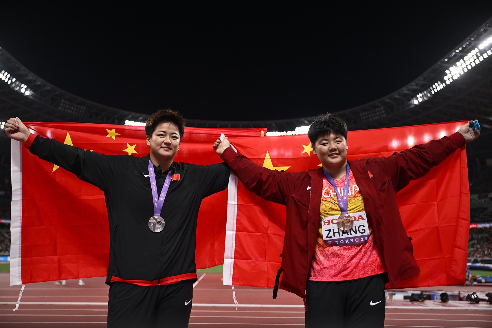 吴艳妮在世, 证明中国田 吴艳妮在世, 证明中国田