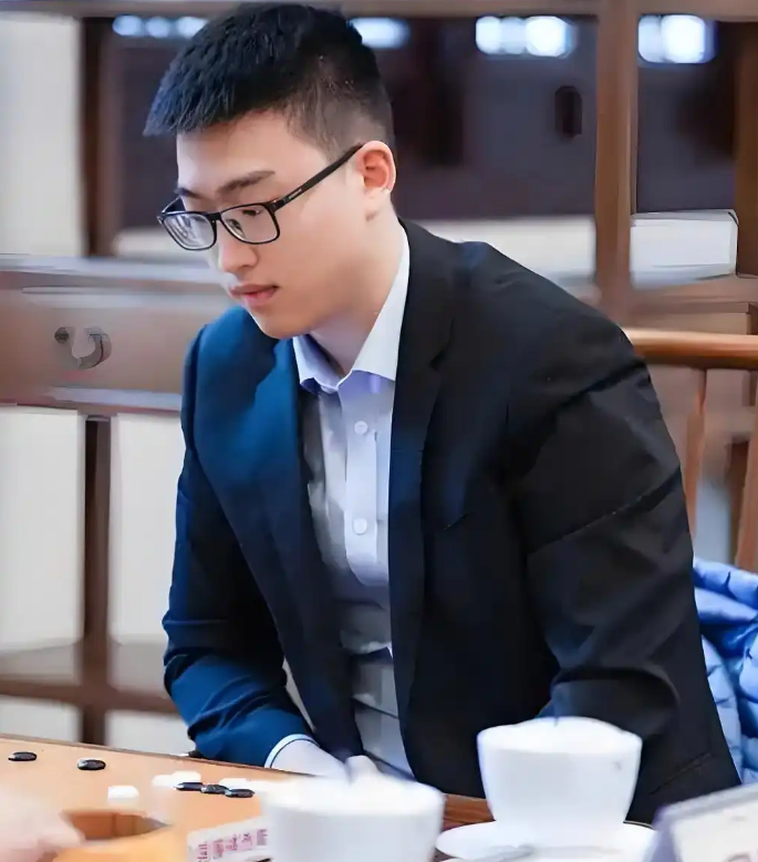 宇执黑第, 此时黑棋胜, 黑棋与此同